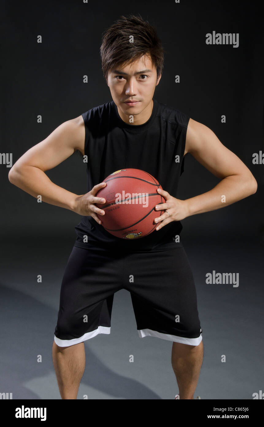 A basketball player Stock Photo - Alamy