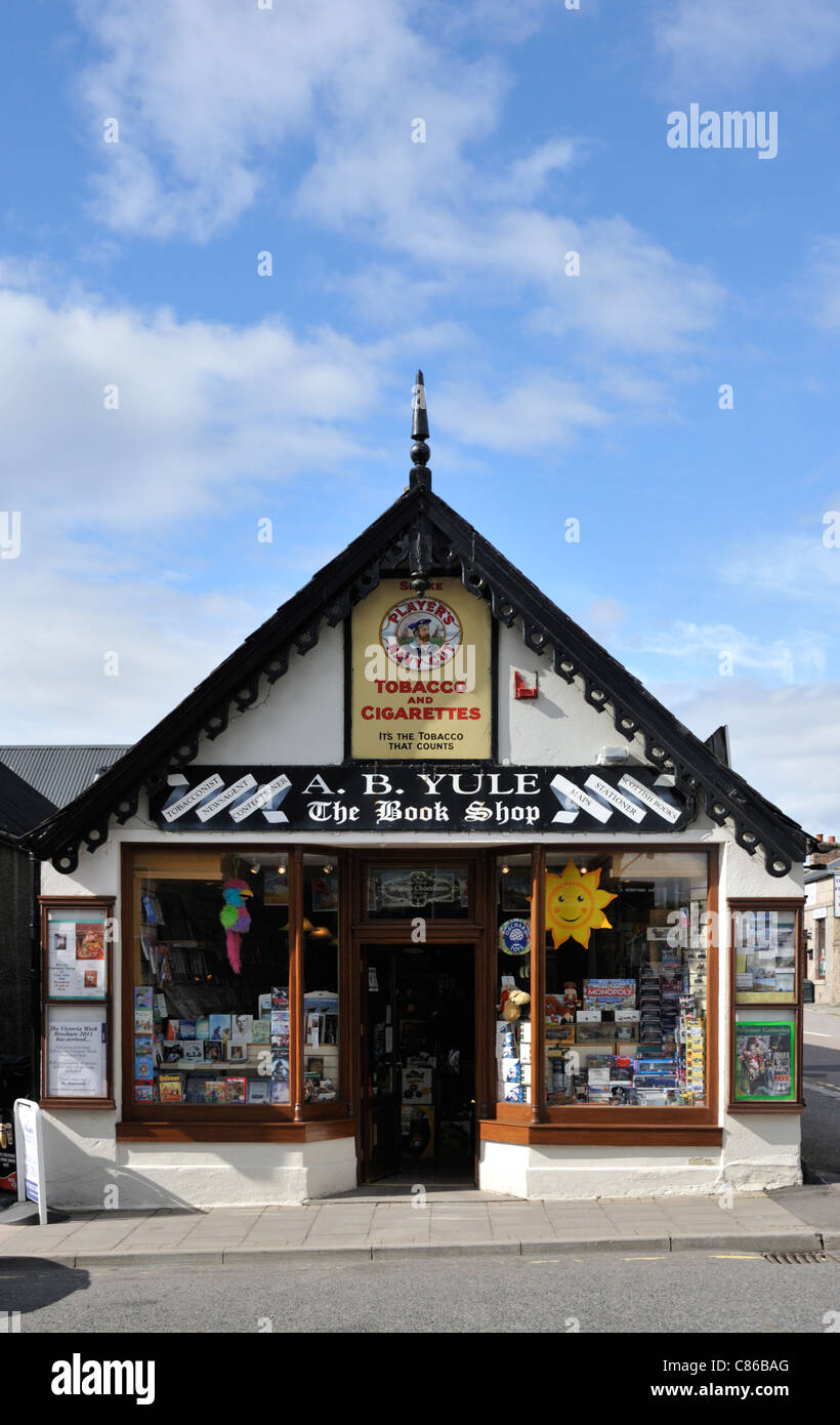 A.B.Yule, The Book Shop. Bridge Street, Ballater, Royal Deeside, Aberdeenshire, Scotland, United Kingdom, Europe. Stock Photo