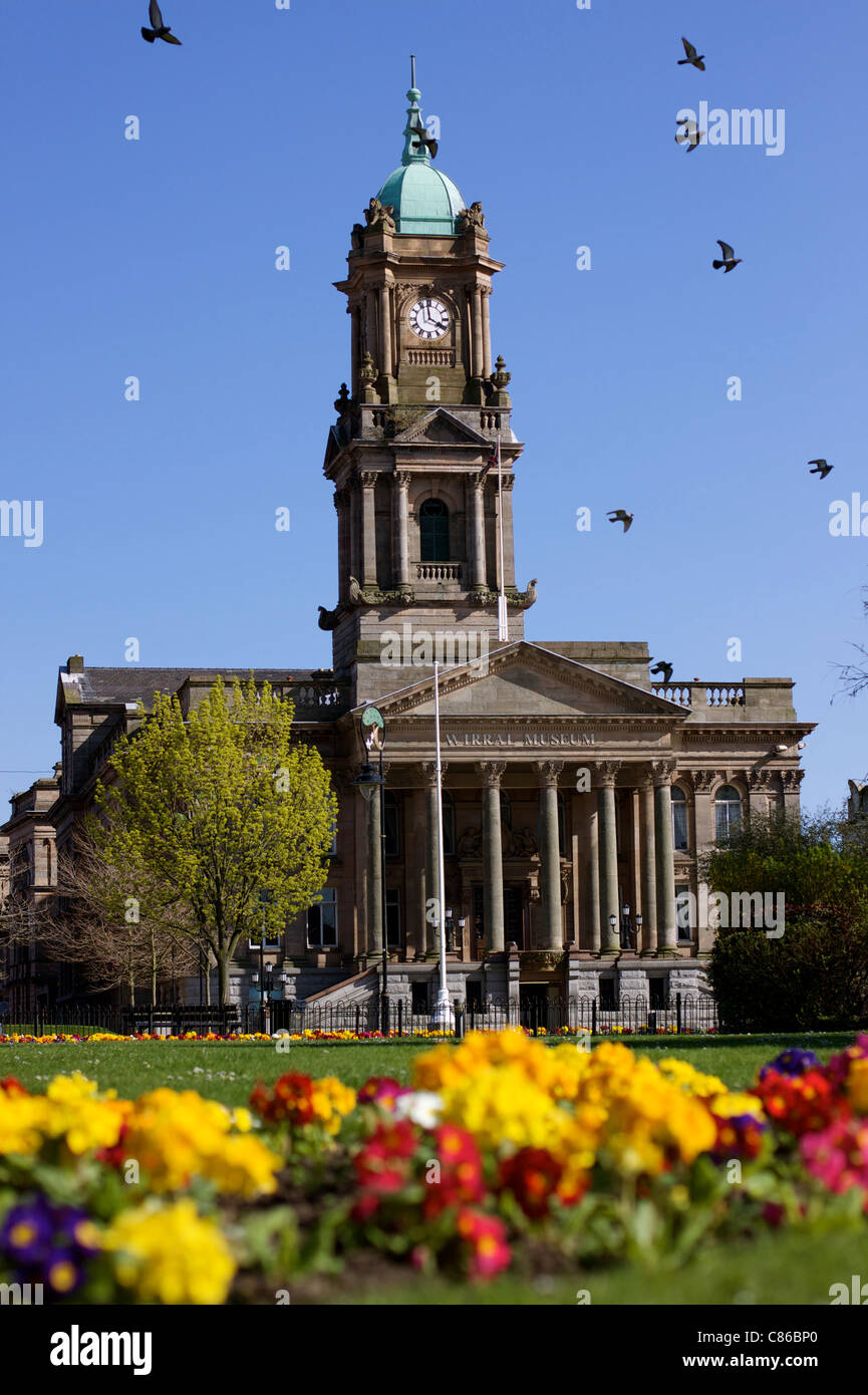 Birkenhead Town Hall and Museum, Wirral, Merseyside Stock Photo