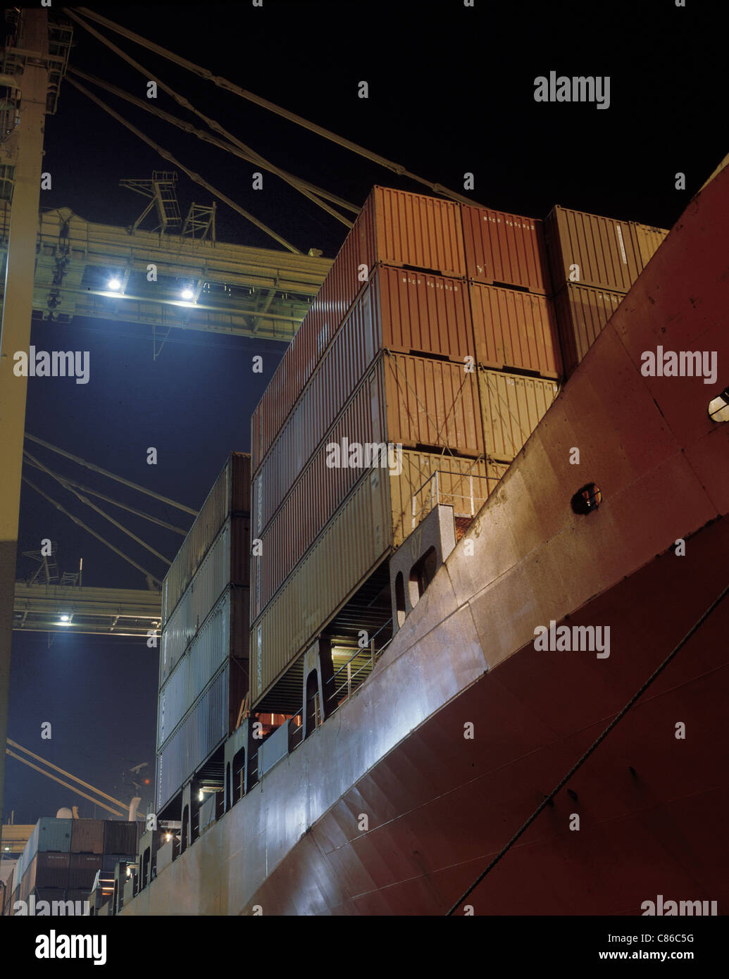 Berthed container ship in Singapore Stock Photo - Alamy