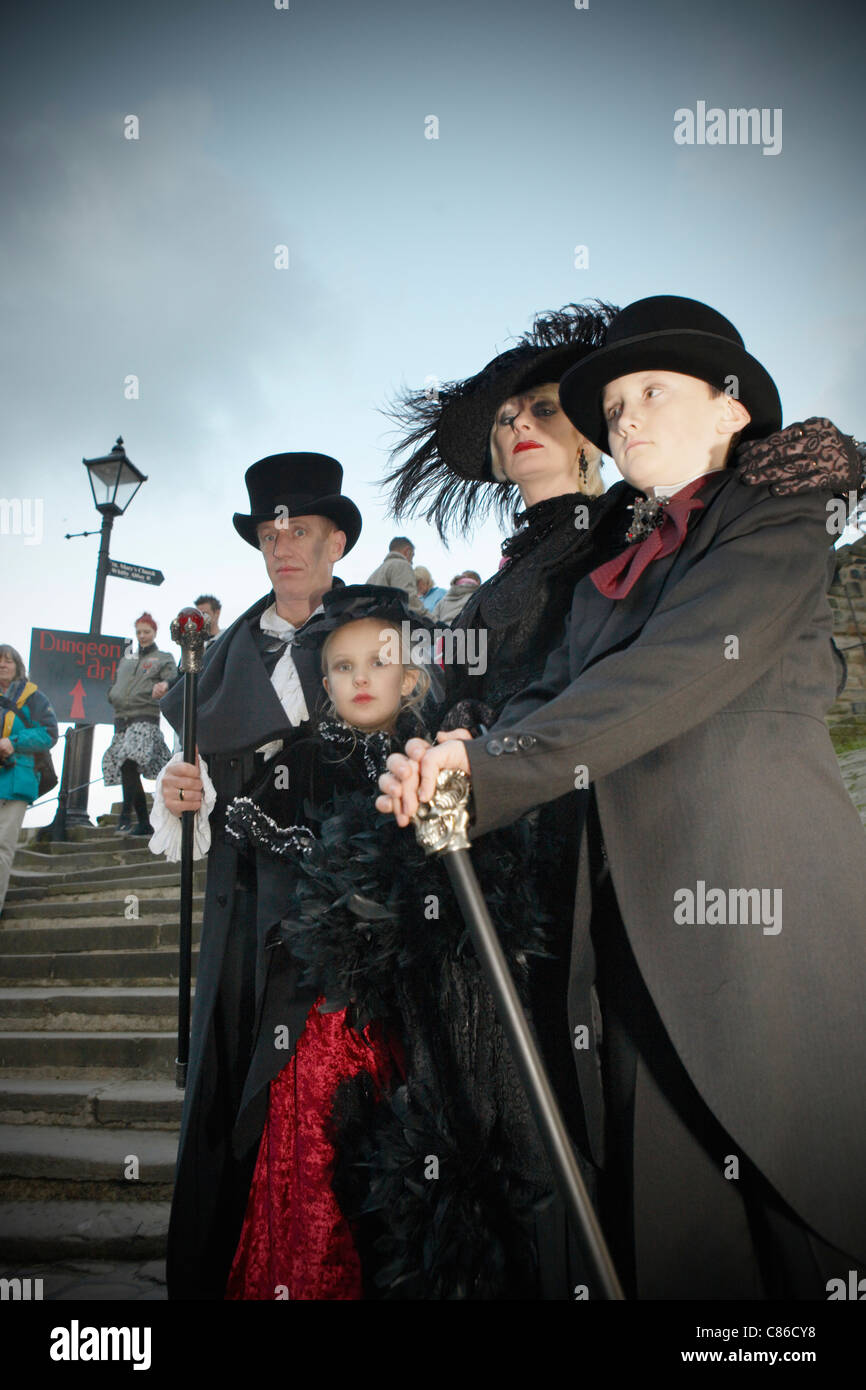 WHITBY; GOTHIC FAMILY AT THE GOTH FESTIVAL Stock Photo