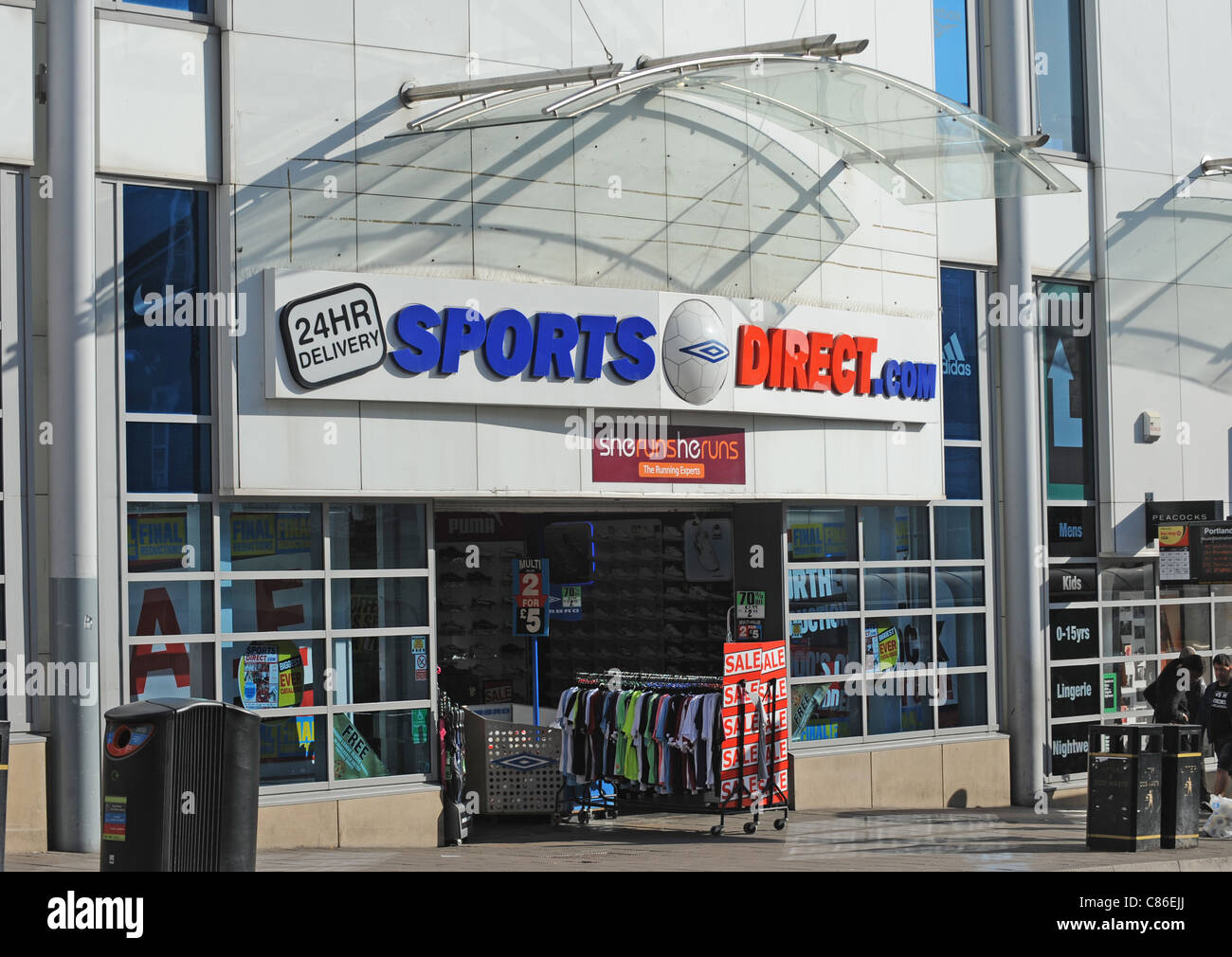 Sports Direct store in Brighton UK Retail shop 2011 Stock Photo Alamy
