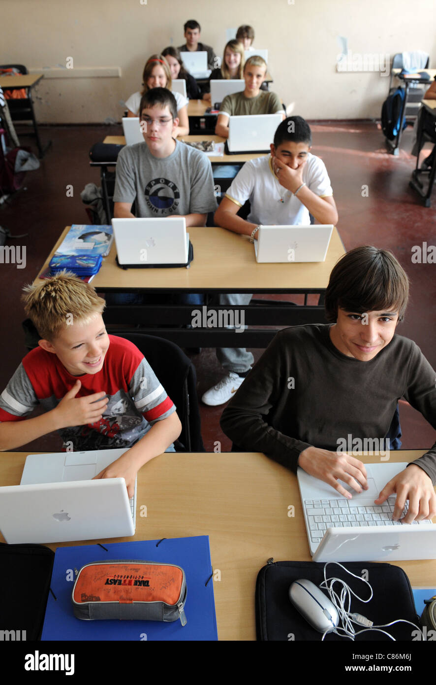 A laptop class at the Georg-Weerth-Realschule, Berlin, Germany Stock Photo