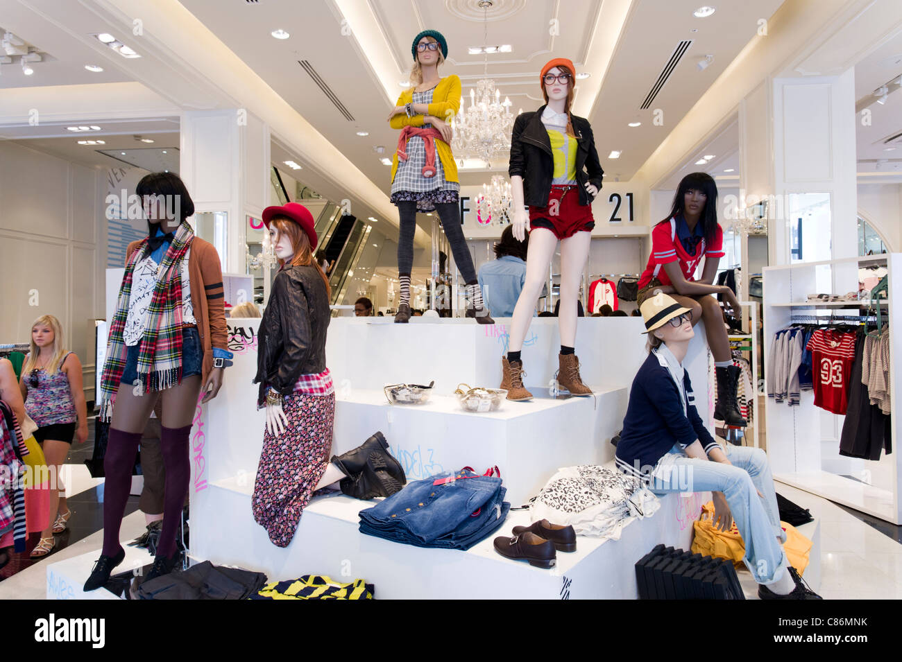 Mannequins at Forever 21 clothes store, London, England, UK Stock Photo