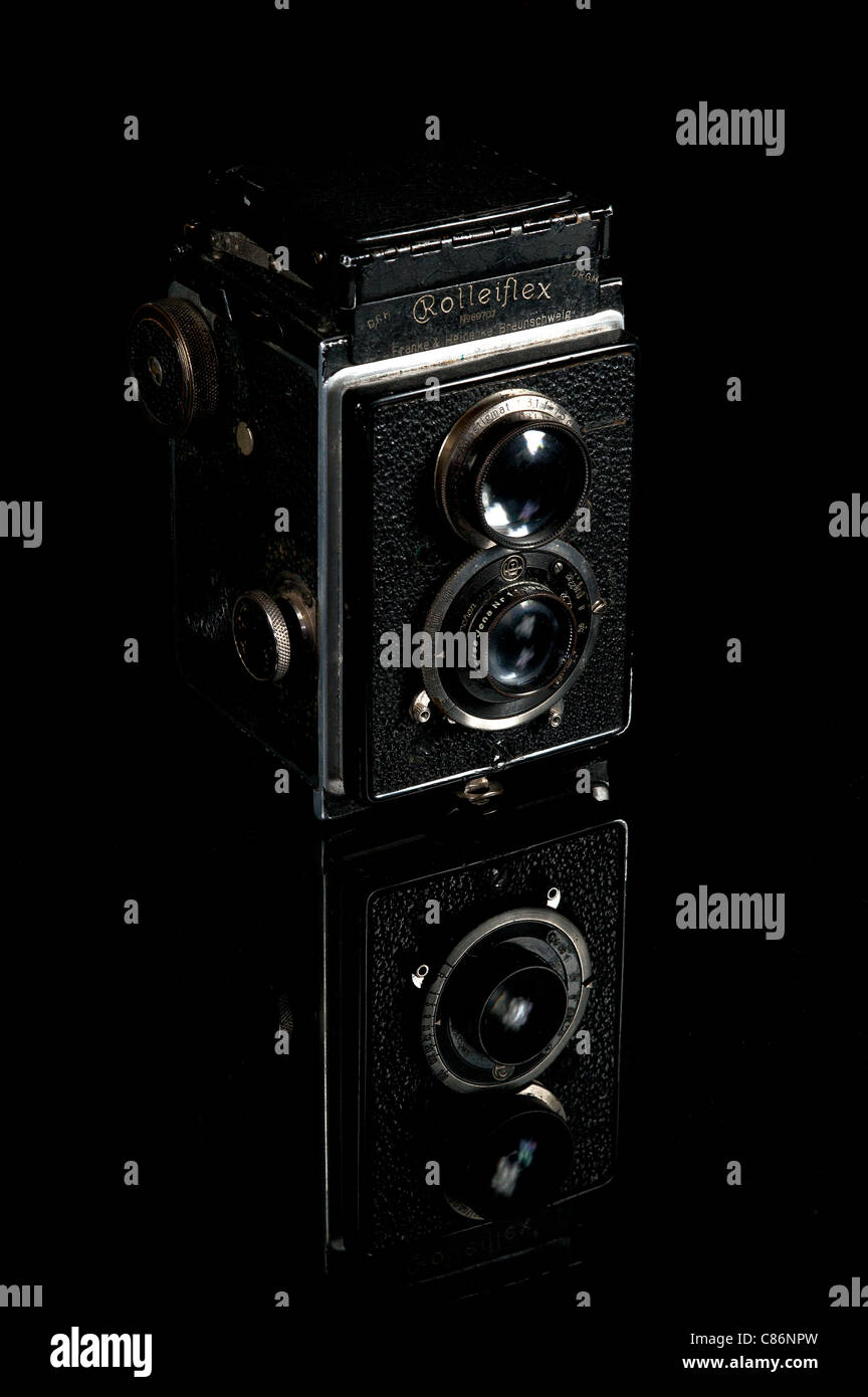 Rolleiflex medium format camera hires stock photography and images Alamy