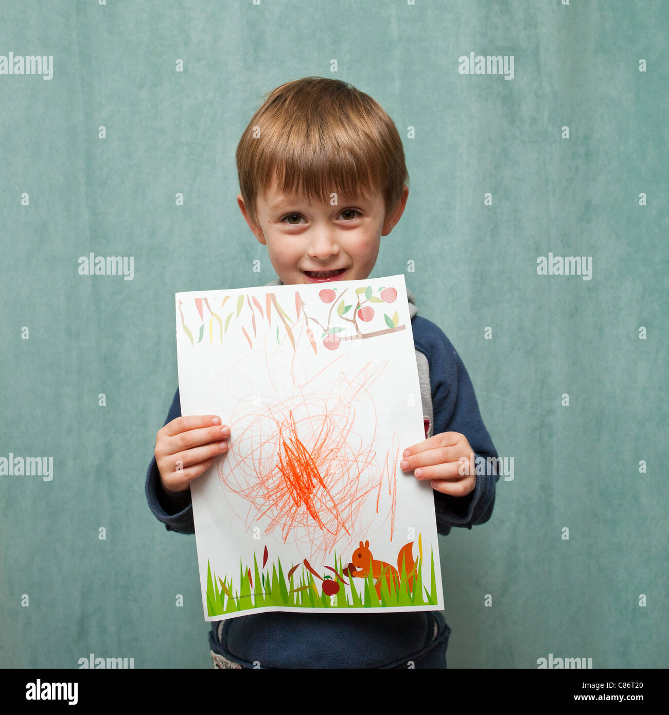 Child shows art hi-res stock photography and images - Alamy