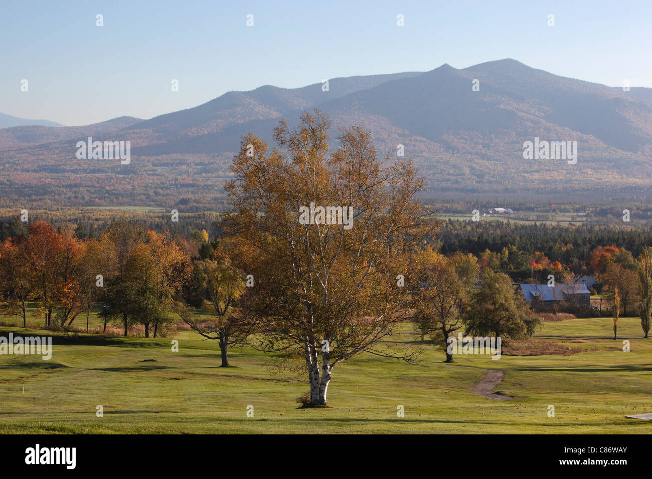 New england mountains in autumn hi-res stock photography and images - Alamy