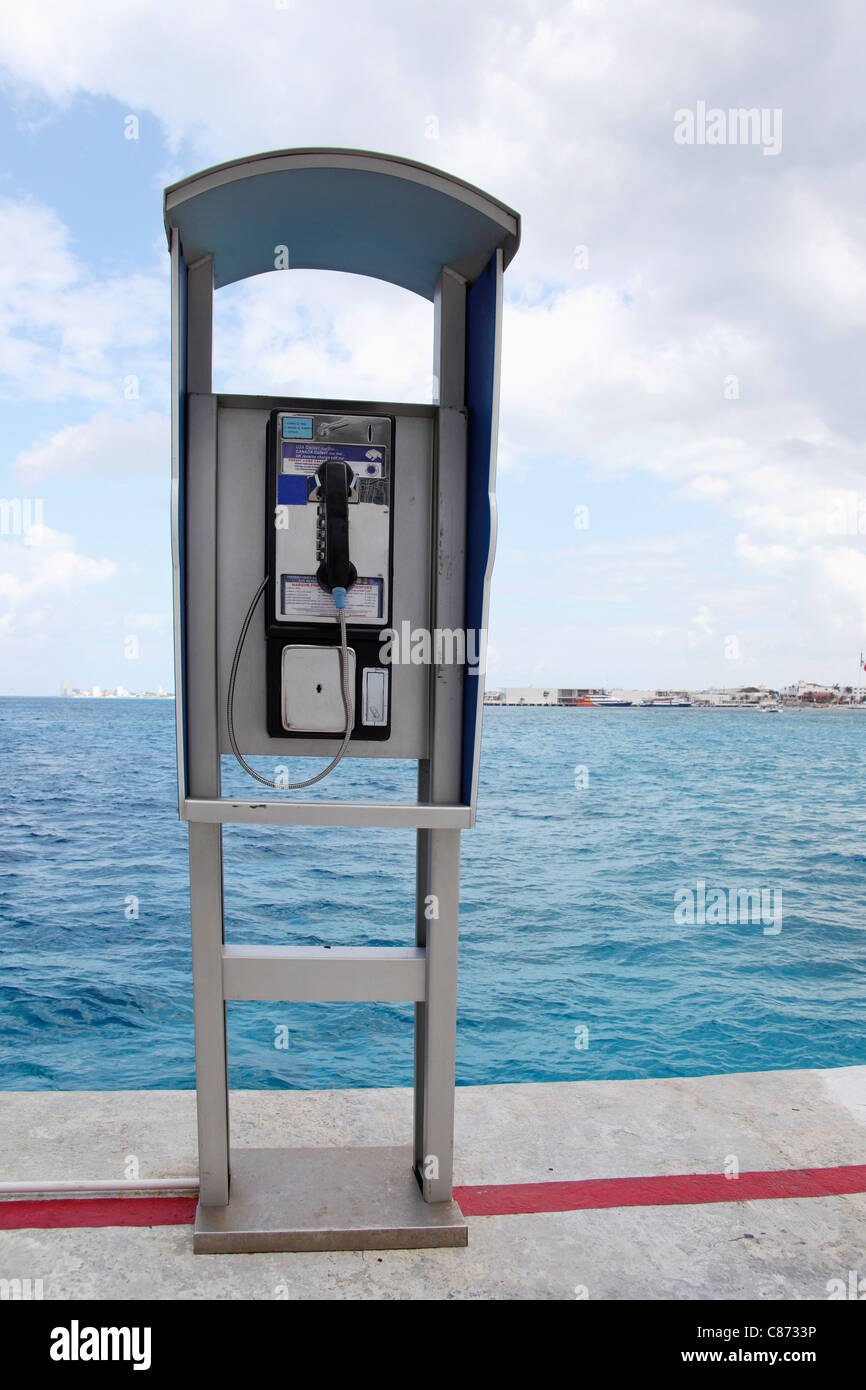 Phone by the Sea, Cancun, Mexico Stock Photo Alamy