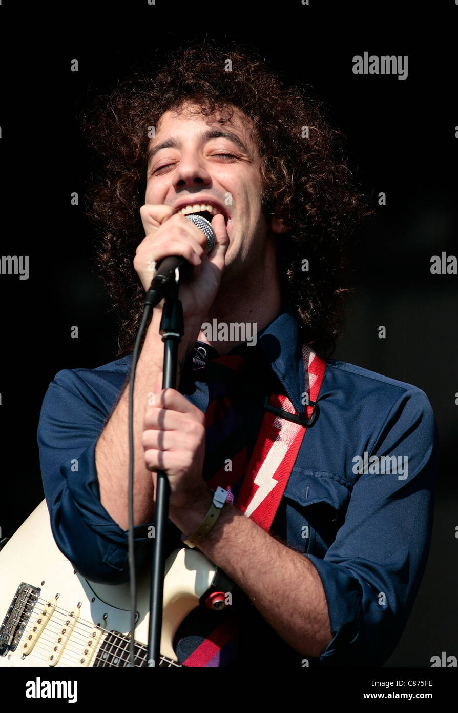 Albert Hammond Jr High Resolution Stock Photography and Images Alamy