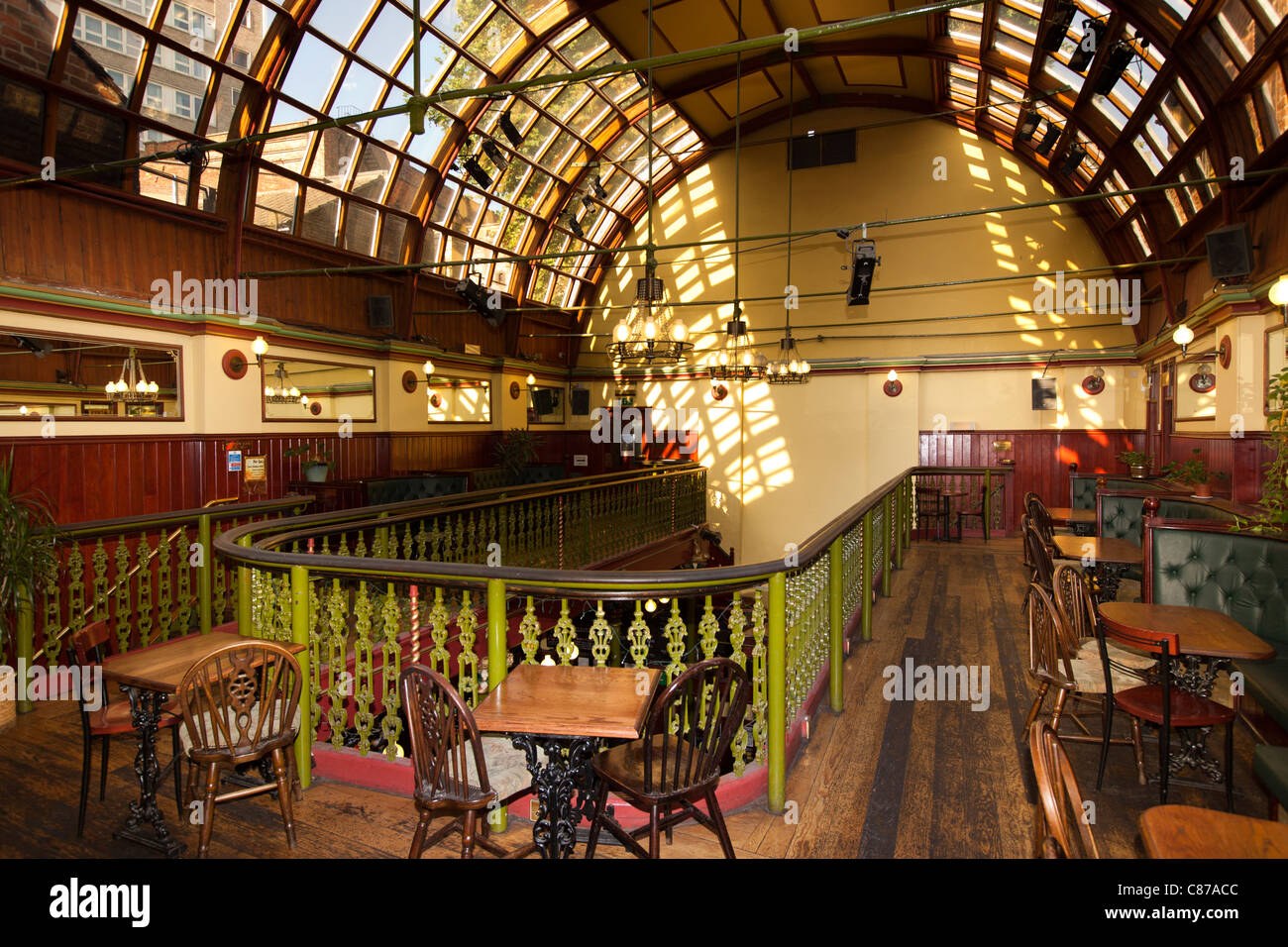 UK, Nottinghamshire, Nottingham, St James Street, Malt Cross Music Hall