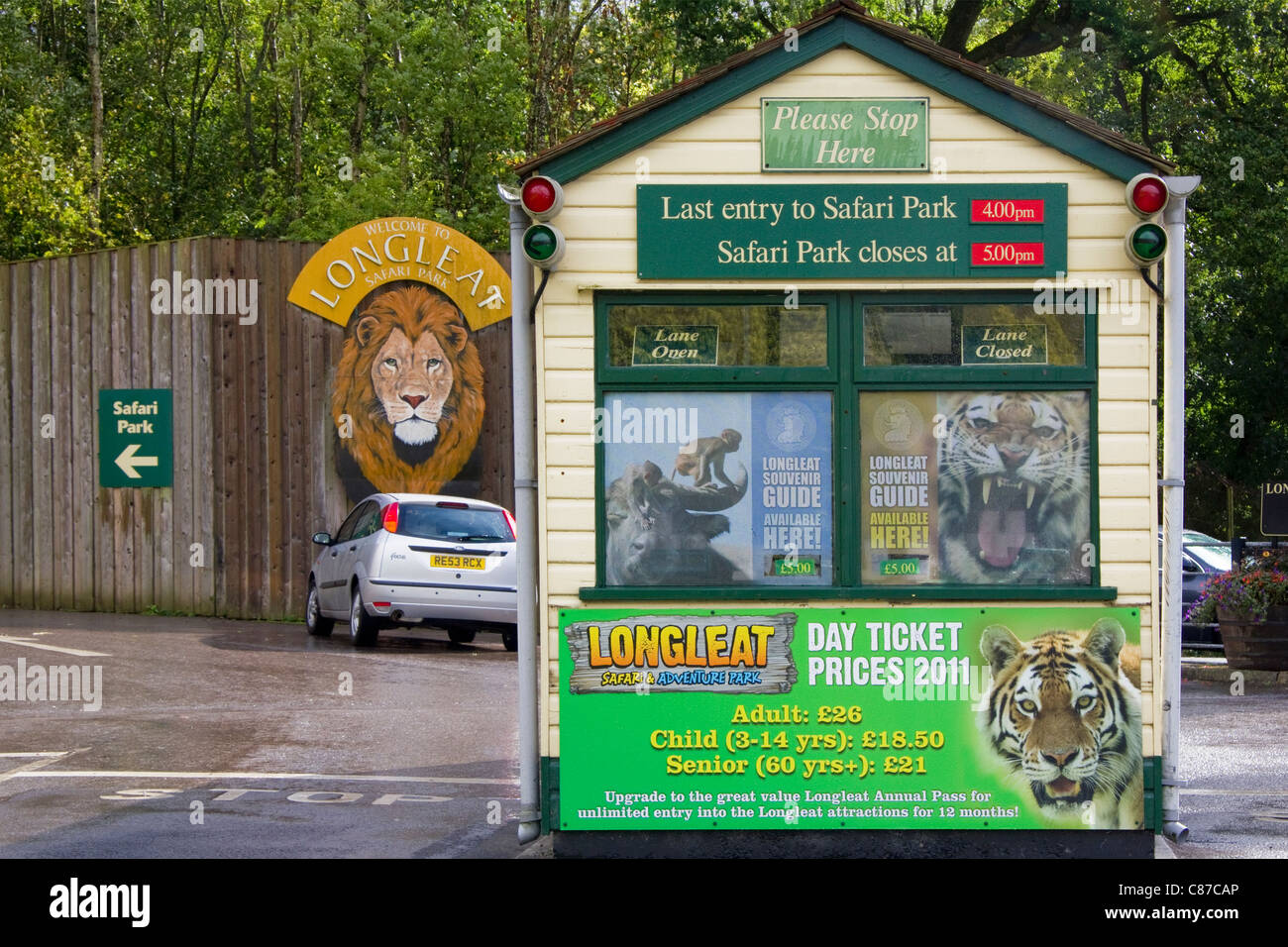 Entrance to Longleat Safari Park Wiltshire UK Stock Photo