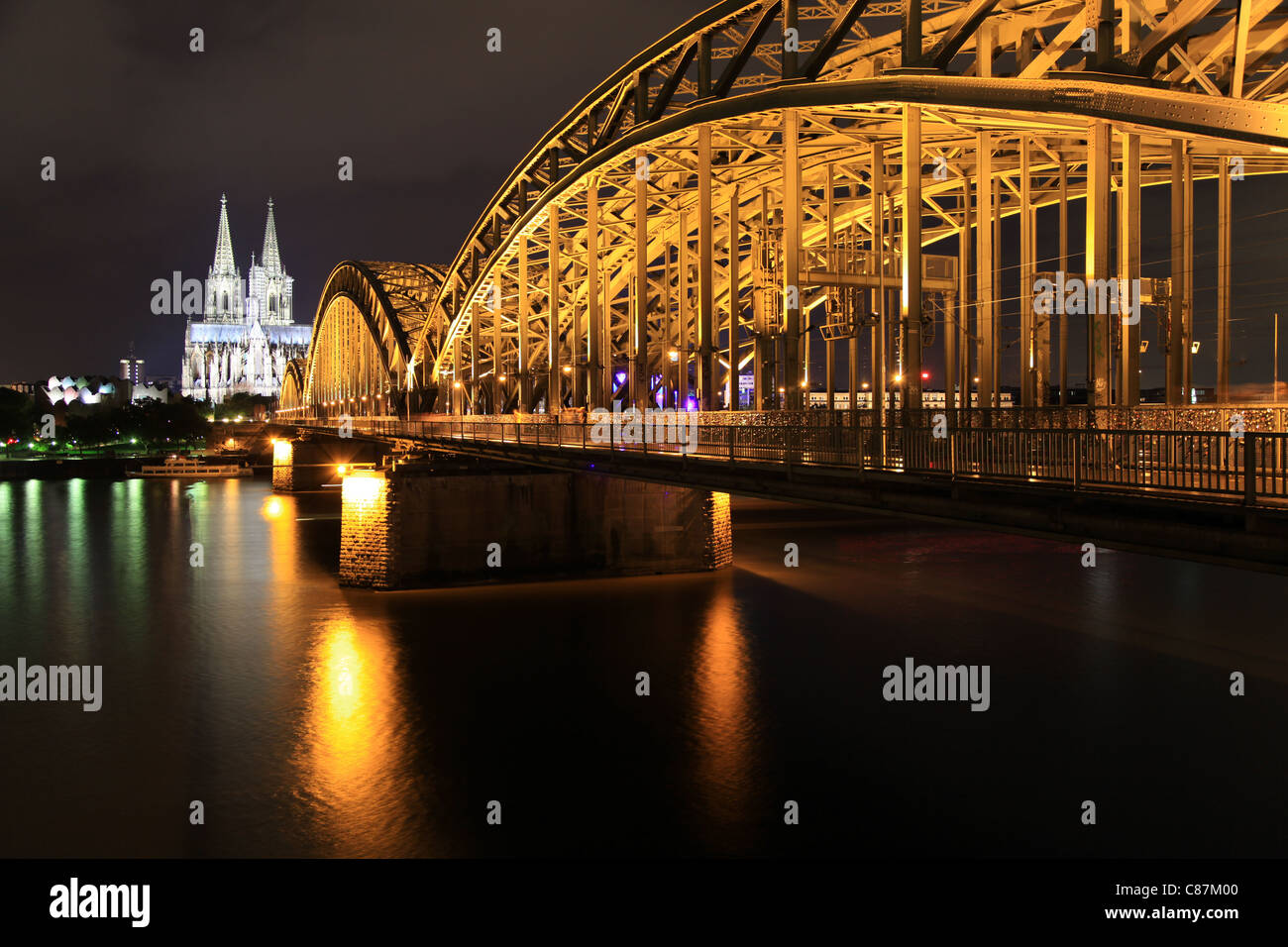 Hohenzollernbrücke und Dom in Köln, Hohenzollernbrücke and Cologne Cathedral,Deutschland,Germany Stock Photo