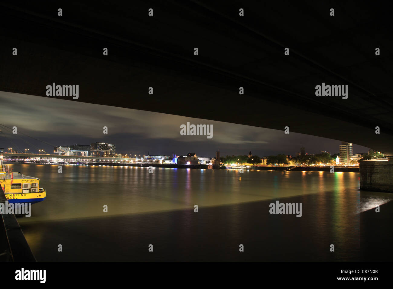 Ausblick bei Nacht auf den Kölner Rhein, View at Cologne Rhine at Night, Germany, Deutschland Stock Photo