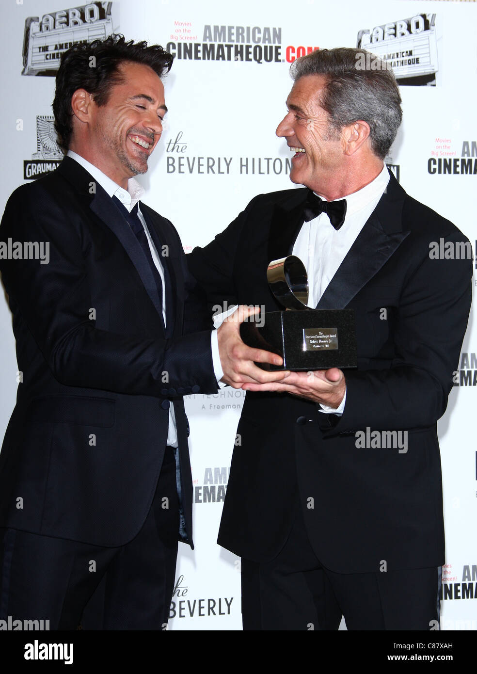 ROBERT DOWNEY JR MEL GIBSON ROBERT DOWNEY JR 2011 AMERICAN   Robert Downey Jr Mel Gibson Robert Downey Jr 2011 American Cinematheque C87XAH 