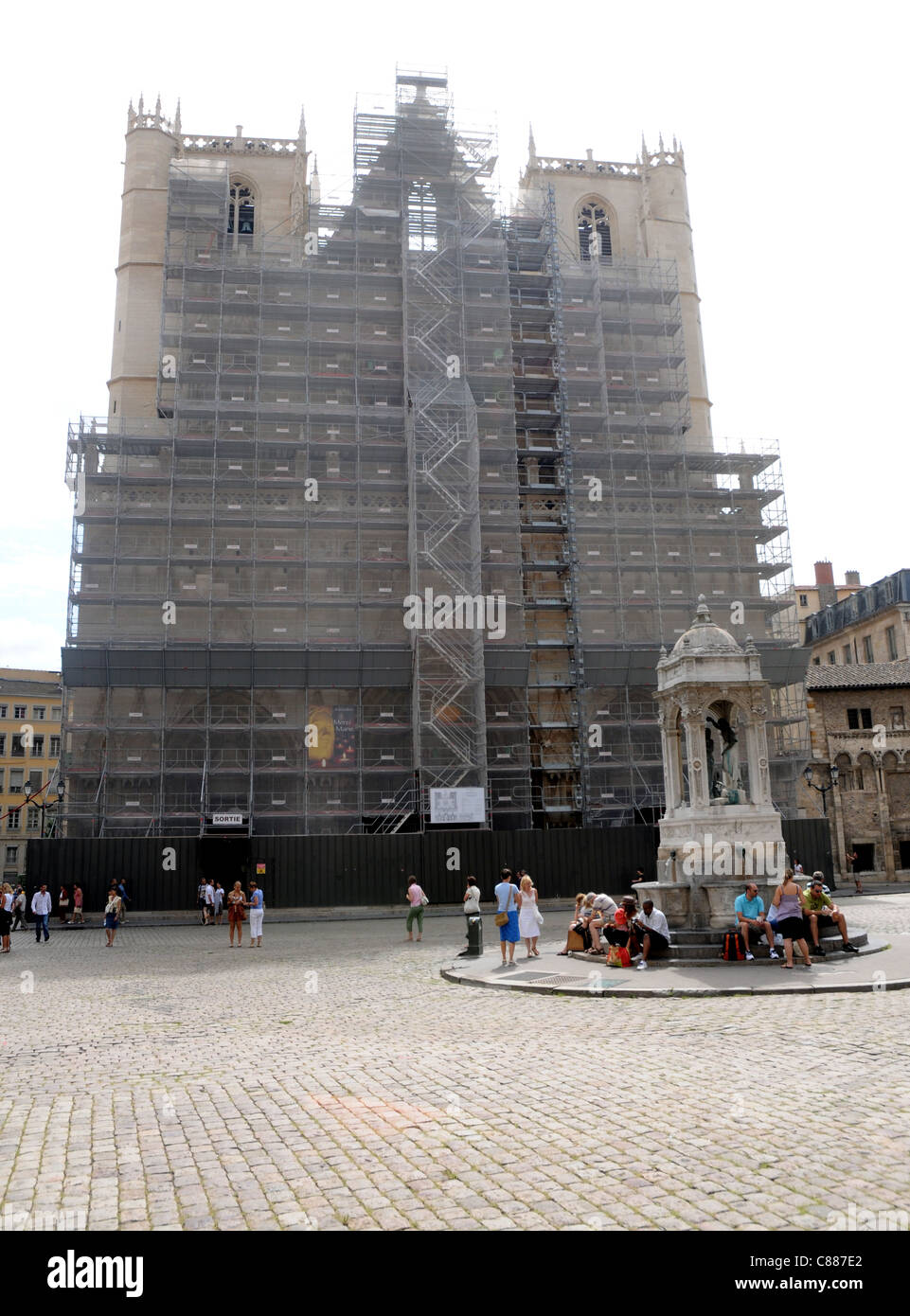 renovation of Saint John the Baptist Cathedral and fountain at Place Saint Jeanl in Lyon city, France Stock Photo