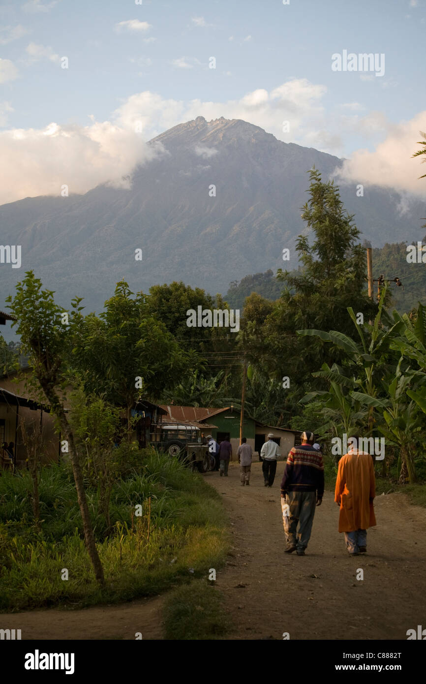 Mount Meru, in Tanzania, is Africa's third highest mountain Stock Photo Alamy