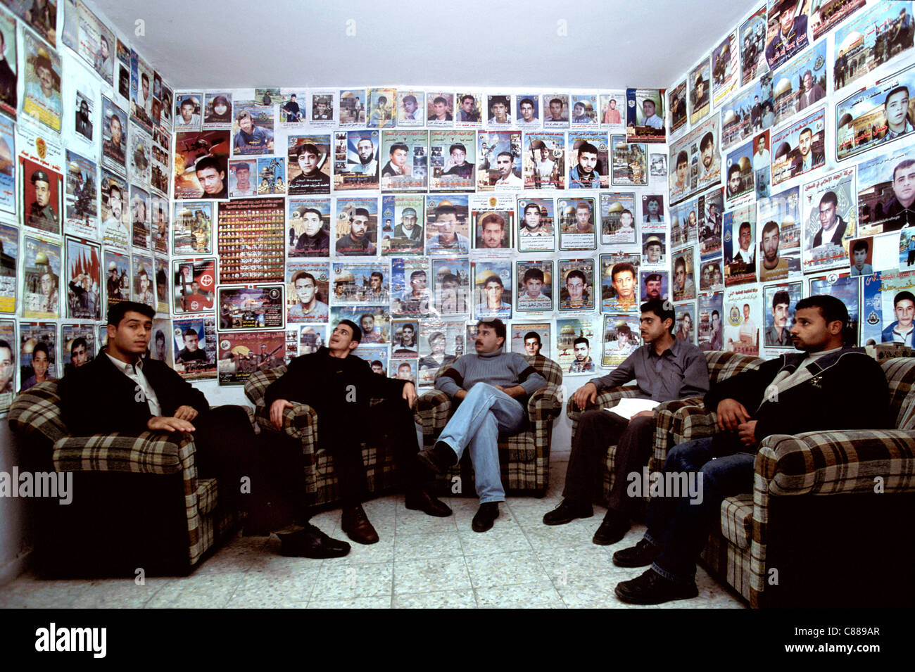 Members of N G P Martyrs families Gaza Stock Photo
