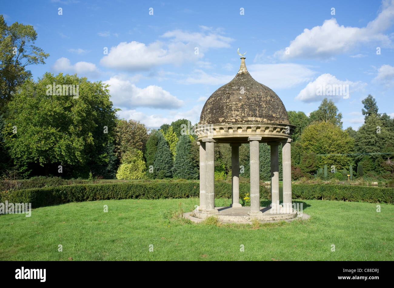 Windlesham Arboretum Folly Stock Photo Alamy