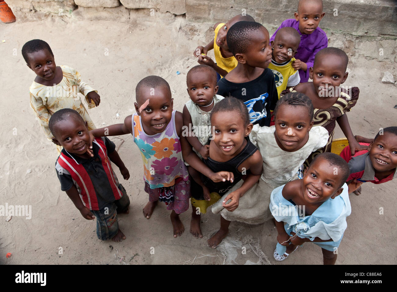 Crowd children hi-res stock photography and images - Alamy