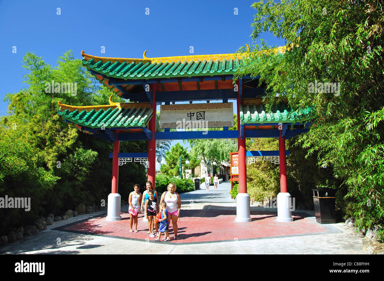 Chinese pagoda entrance hi-res stock photography and images - Alamy