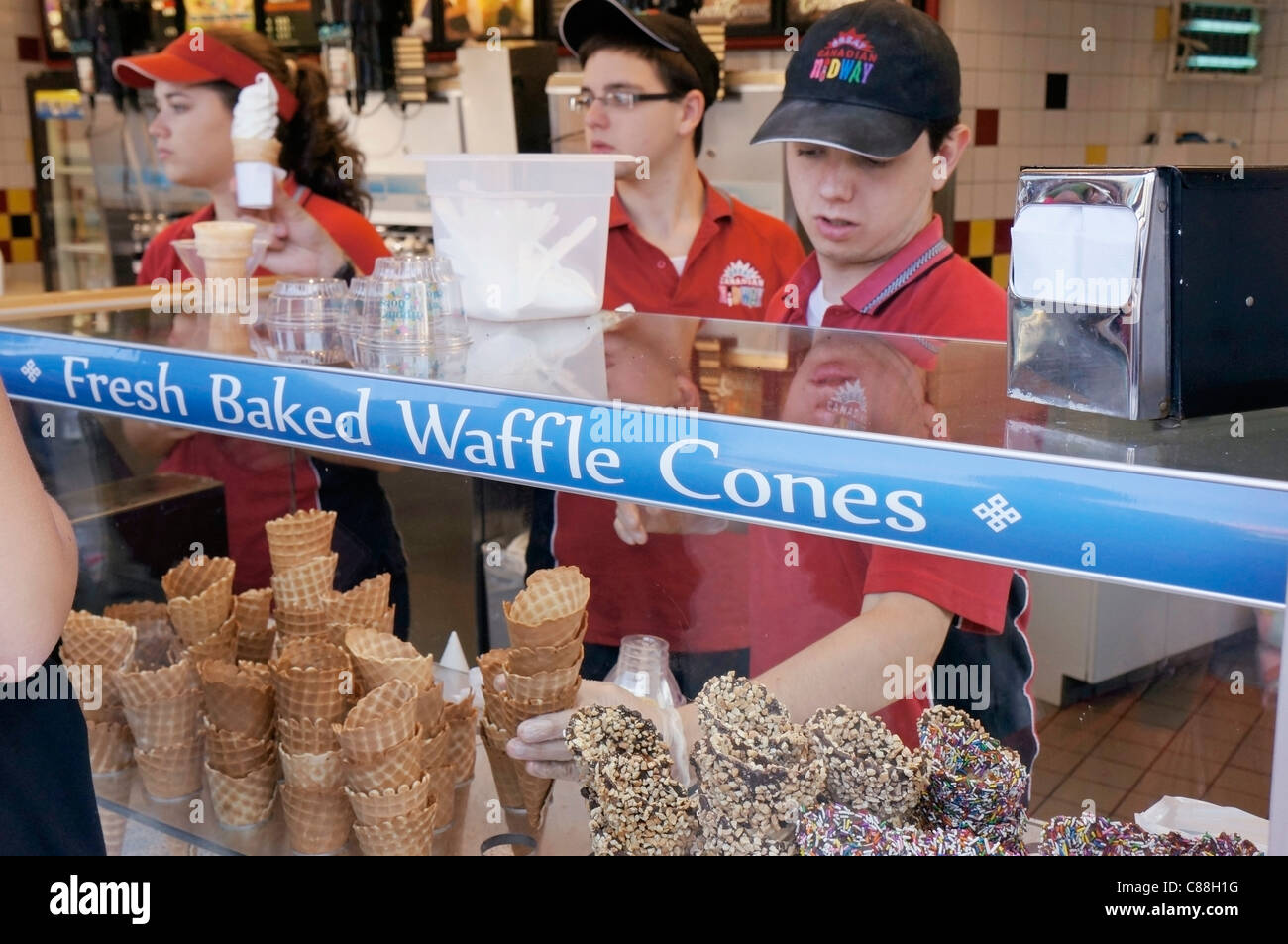 Ice cream shop window hires stock photography and images Alamy