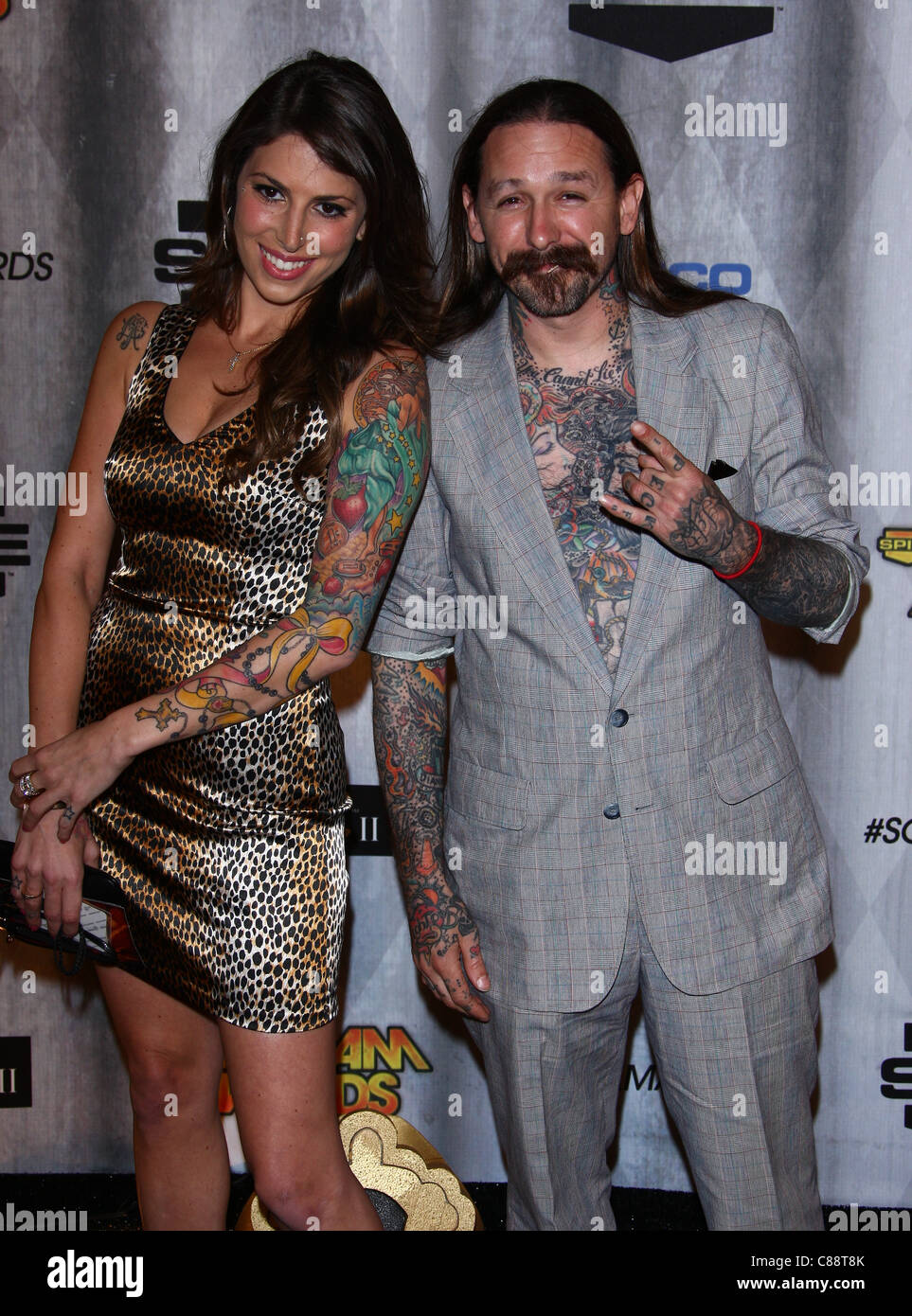 GUEST & OLIVER PECK SPIKE TV'S SCREAM 2011 LOS ANGELES CALIFORNIA USA