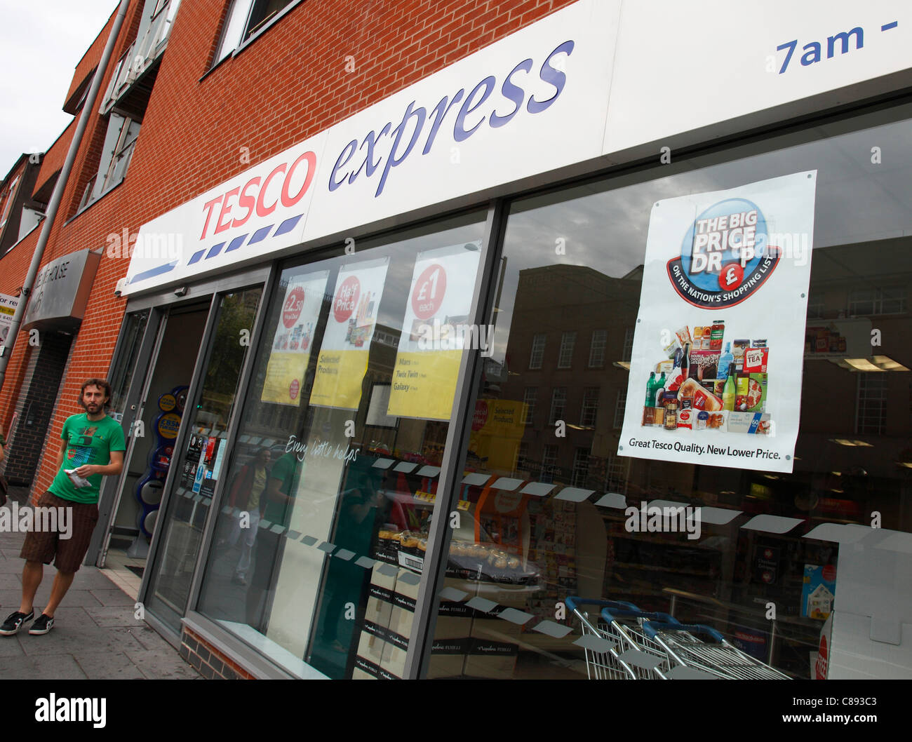 Tesco Express Stock Photos & Tesco Express Stock Images Alamy