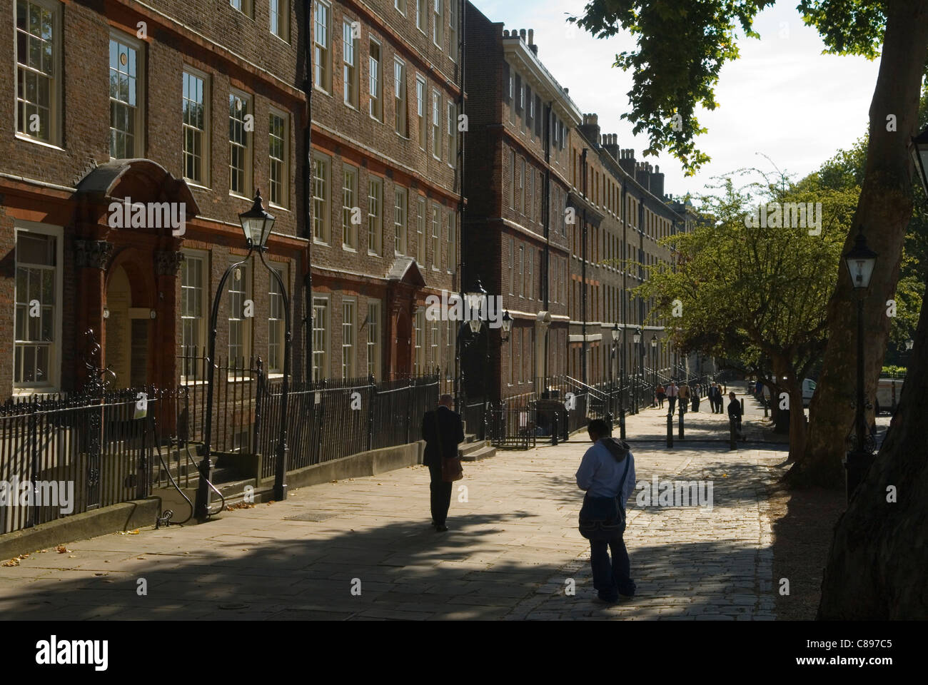 Four Inns Walk Walk: The Inns Of Court | King’s Bench Walk, London – MXWIJG