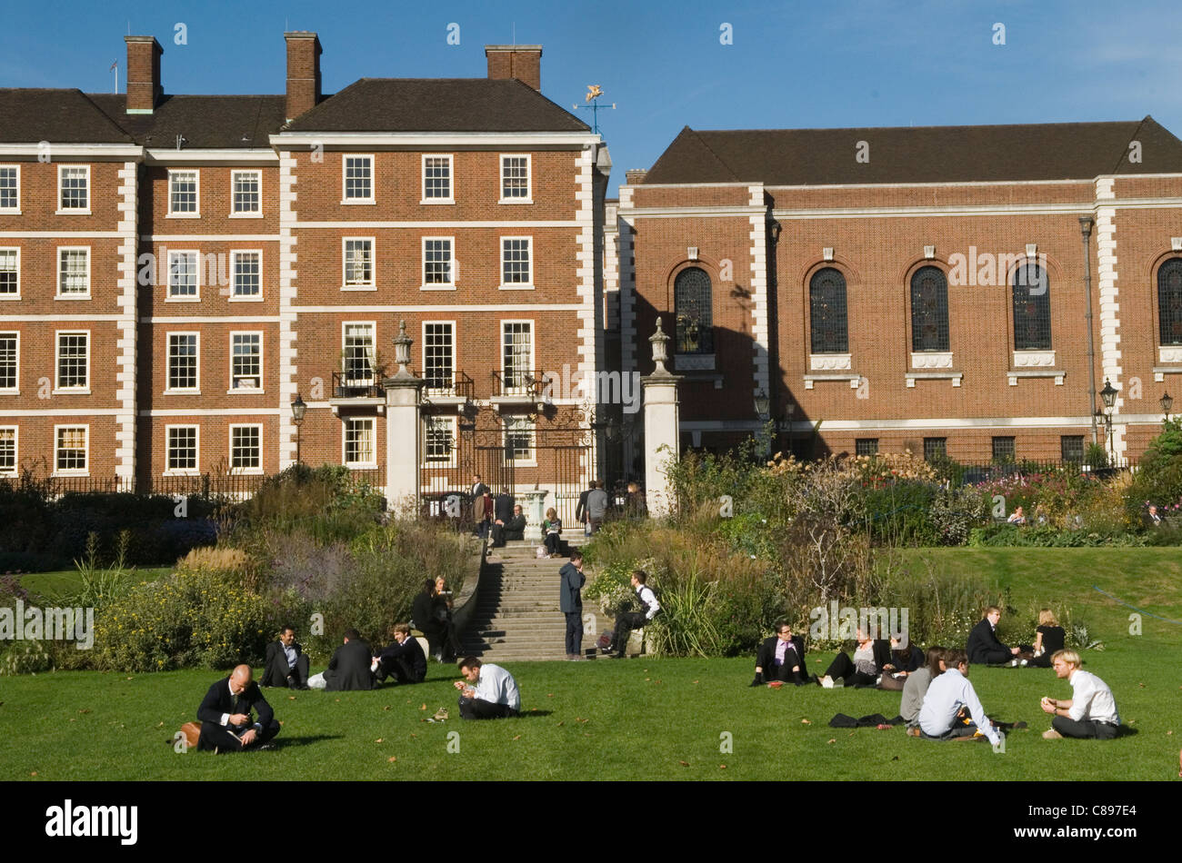 Inner Temple Gardens. Inns of Court London Uk Looking up to Crown Office Row HOMER SYKES Stock Photo