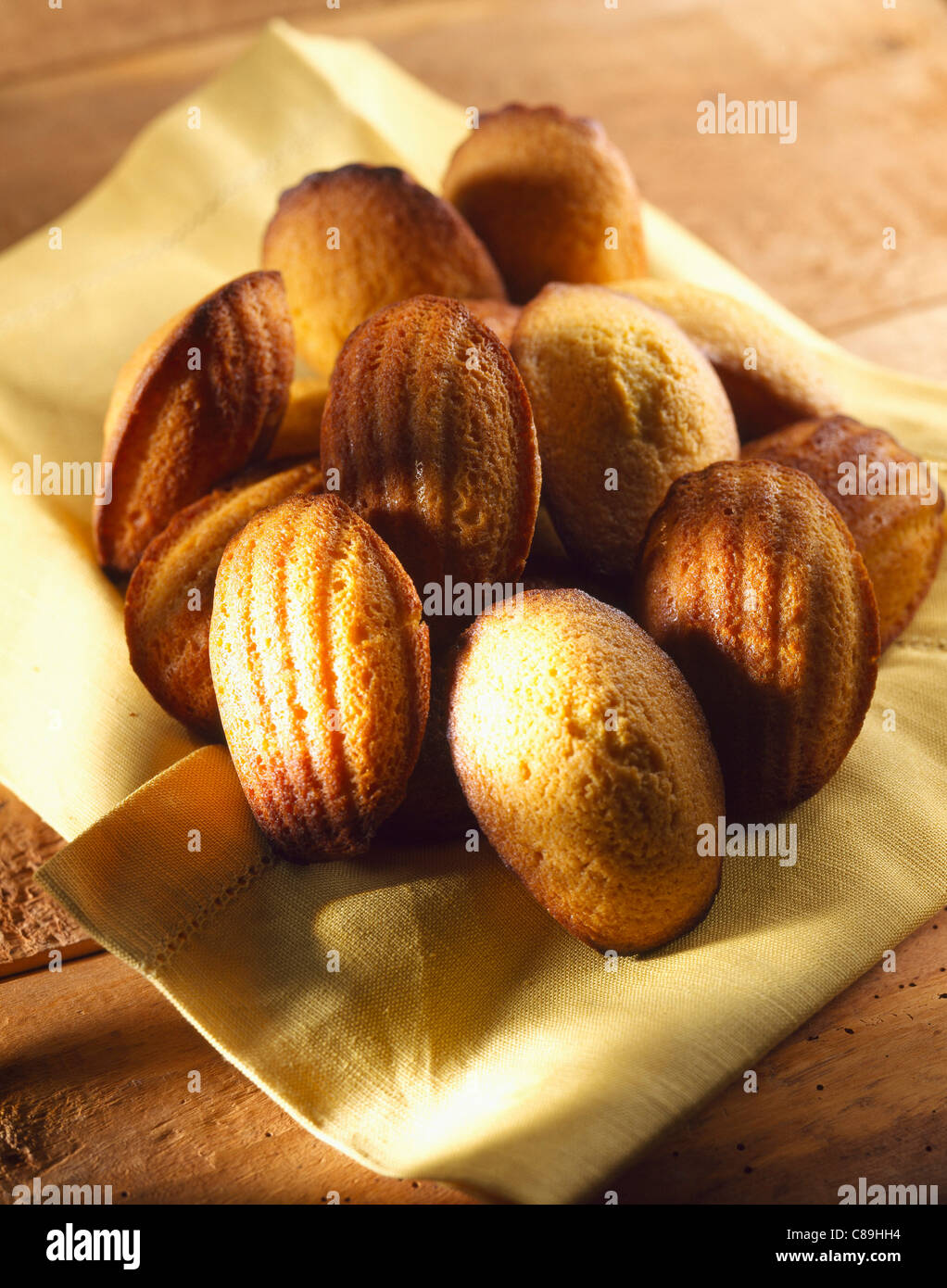 Curry-flavored madeleine cakes Stock Photo - Alamy