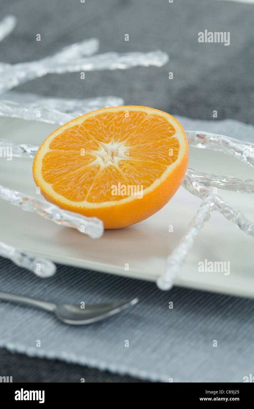 Half an orange hi-res stock photography and images - Alamy