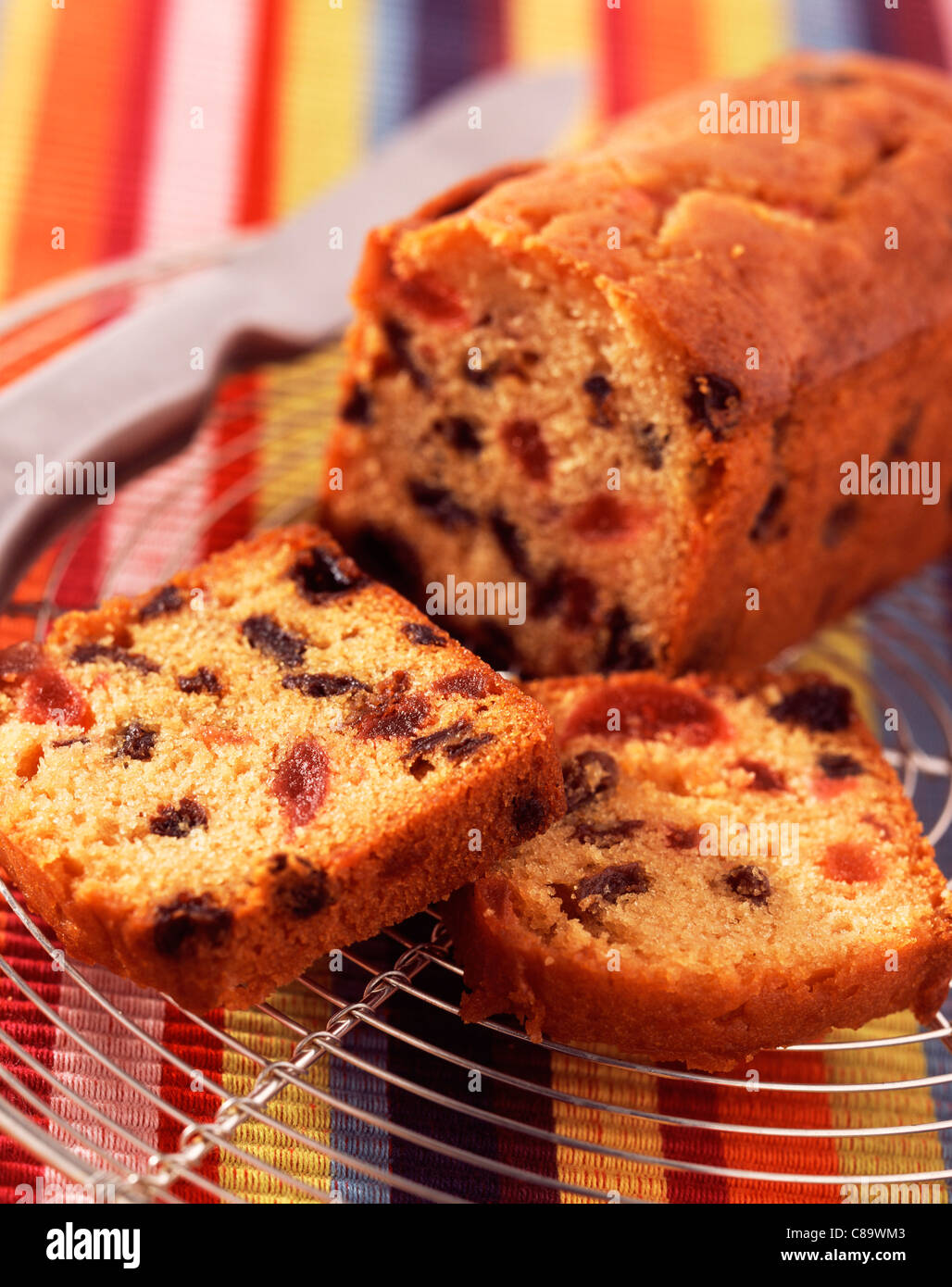 Chopped fruit cake hi-res stock photography and images - Alamy