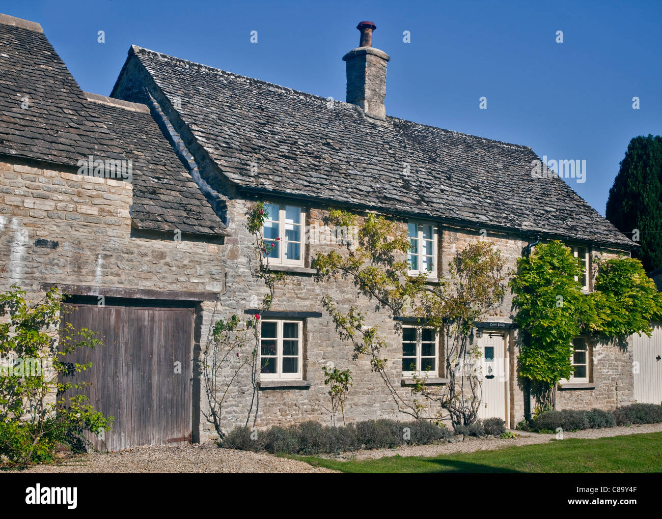 Cottage, Minster Lovell, Oxfordshire, England Stock Photo Alamy