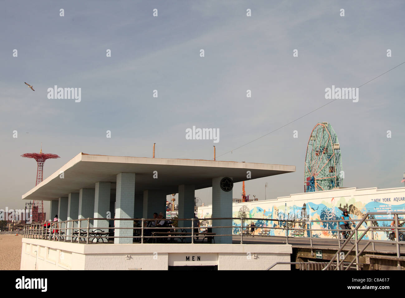 Coney island pleasure park hi-res stock photography and images - Alamy