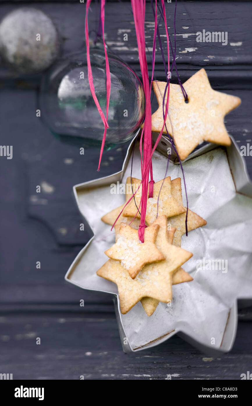 Star-shaped shortbread cookies Stock Photo - Alamy