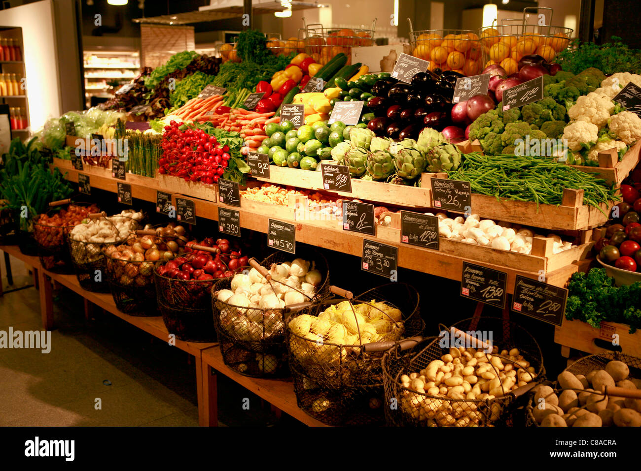 Fruit and vegetable market in Geneva Stock Photo Alamy