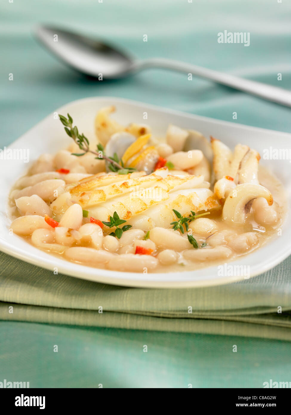 White sauce clams hires stock photography and images Alamy