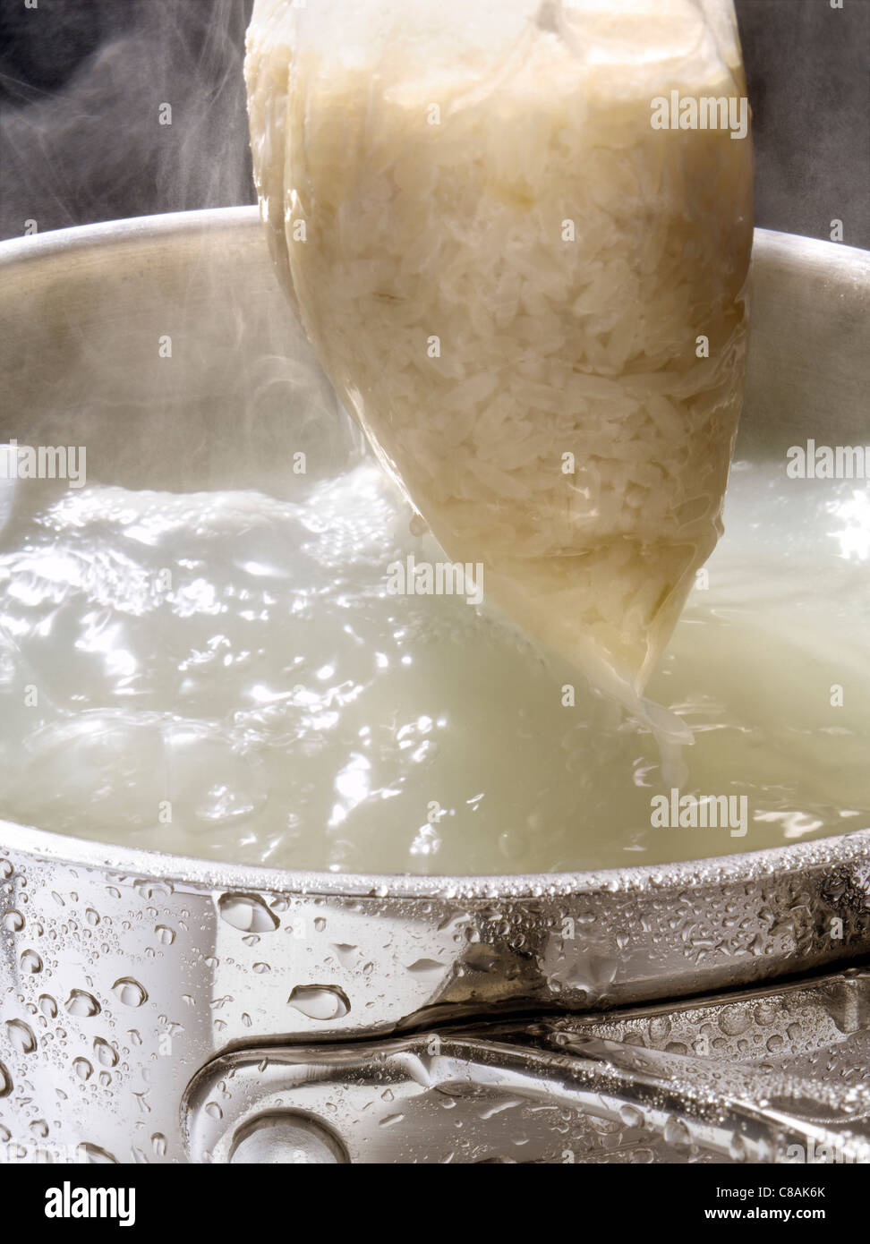 Boiling rice hires stock photography and images Alamy