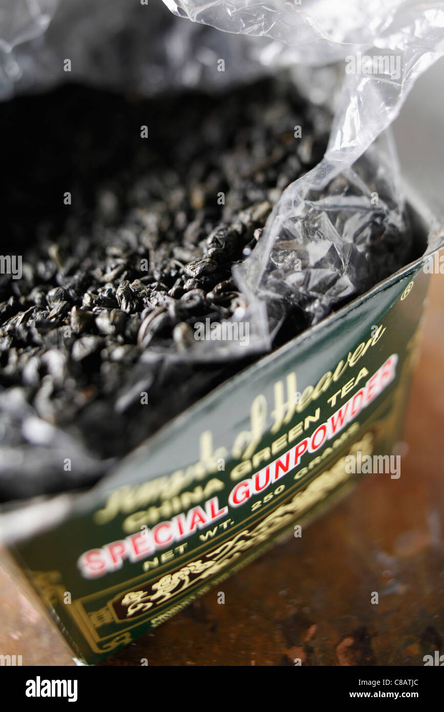 Gunpowder Chinese green tea Stock Photo Alamy