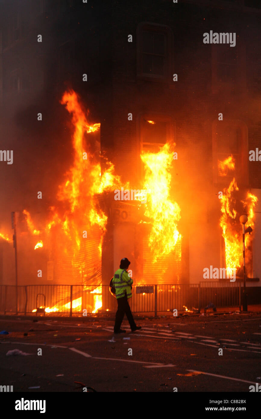 London Riots in Croydon South London UK Stock Photo