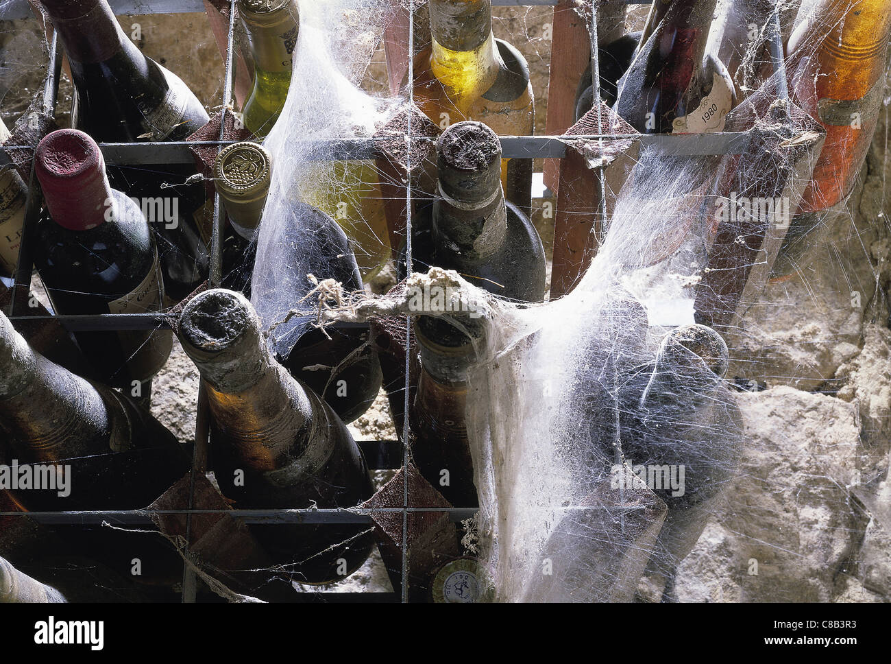 Bottles of wine in a wine rack hi-res stock photography and images - Alamy