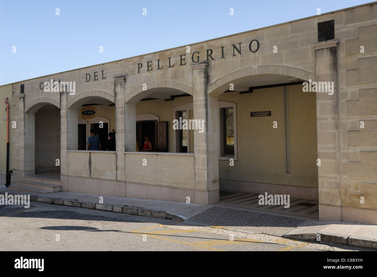 casa del pellegrino monte sant angelo