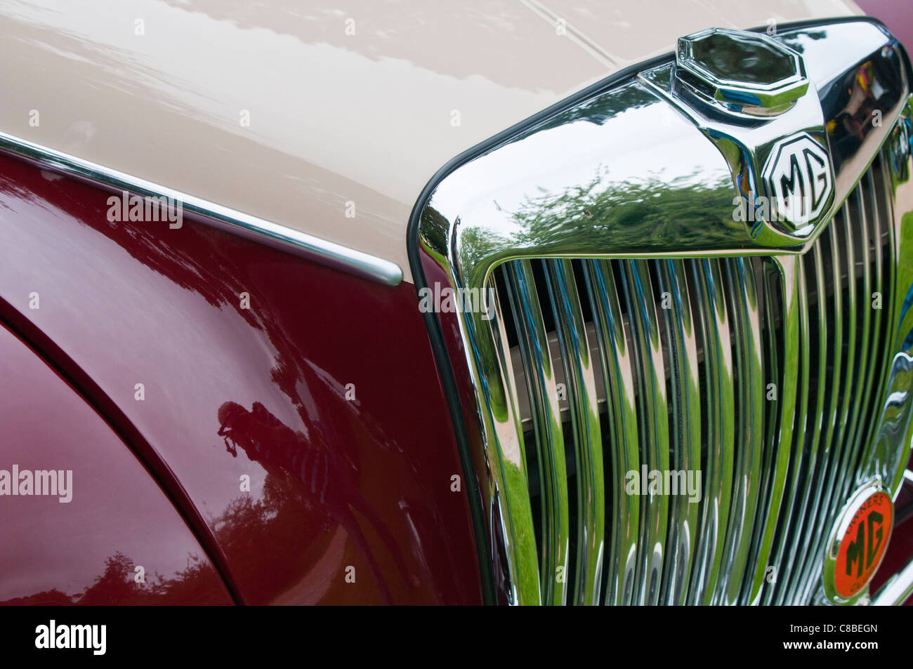 Old classic vintage car vehicle automobile hi-res stock photography and ...