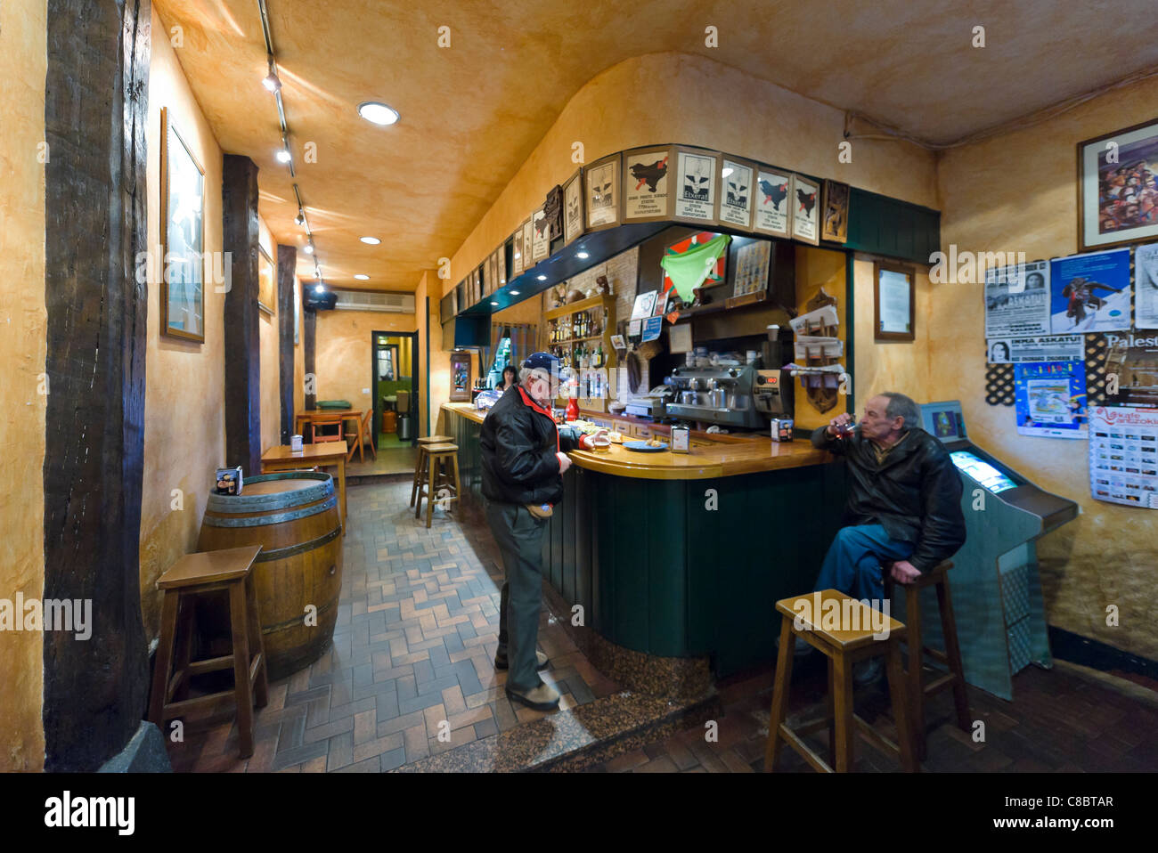 Bar in the Siete Calles historic district,  Old Town (Casco Viejo), Bilbao, Bizkaia, Basque Country, Spain Stock Photo