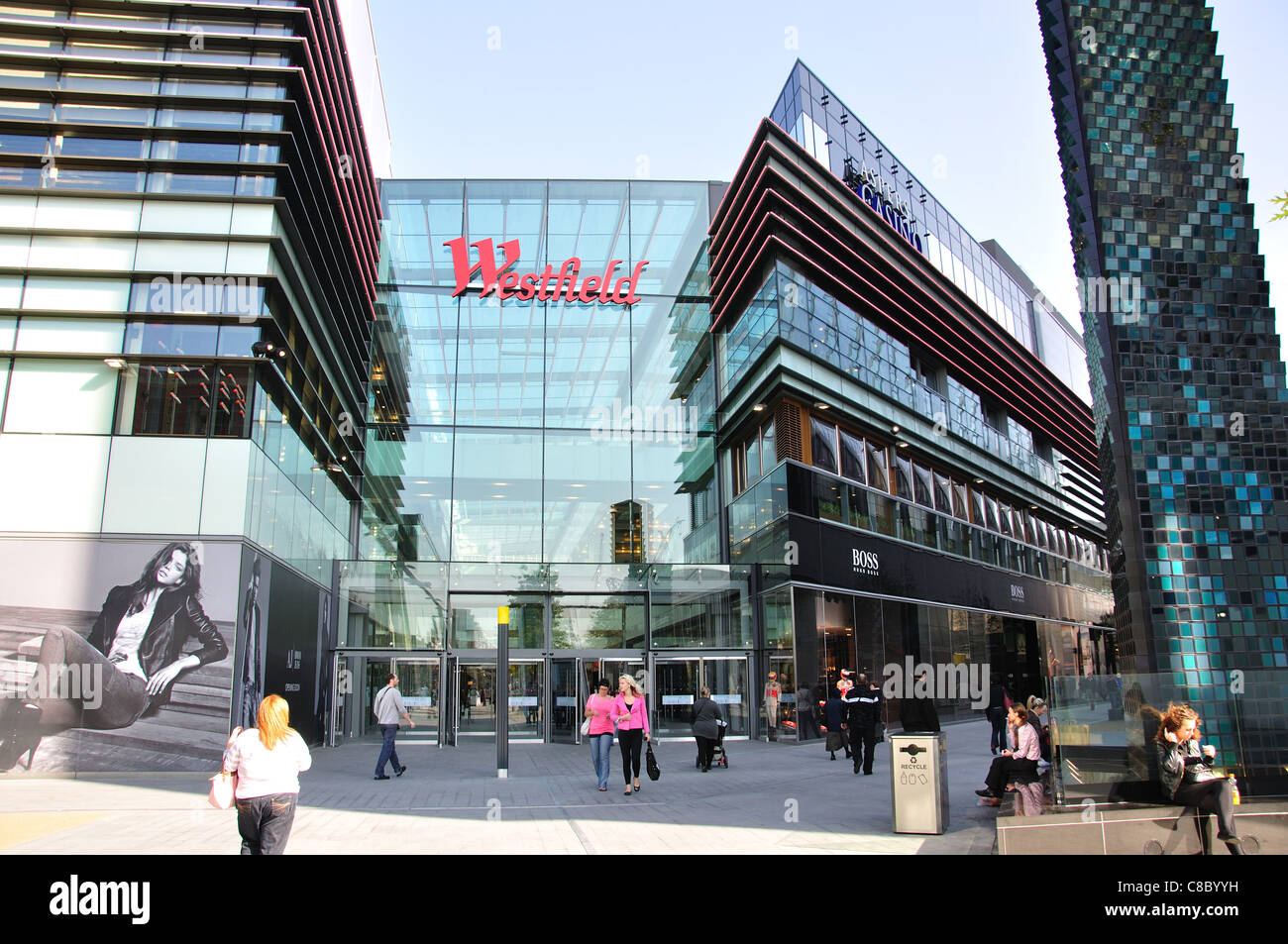 Entrance to Westfield Shopping Centre, Stratford City, Stratford ...