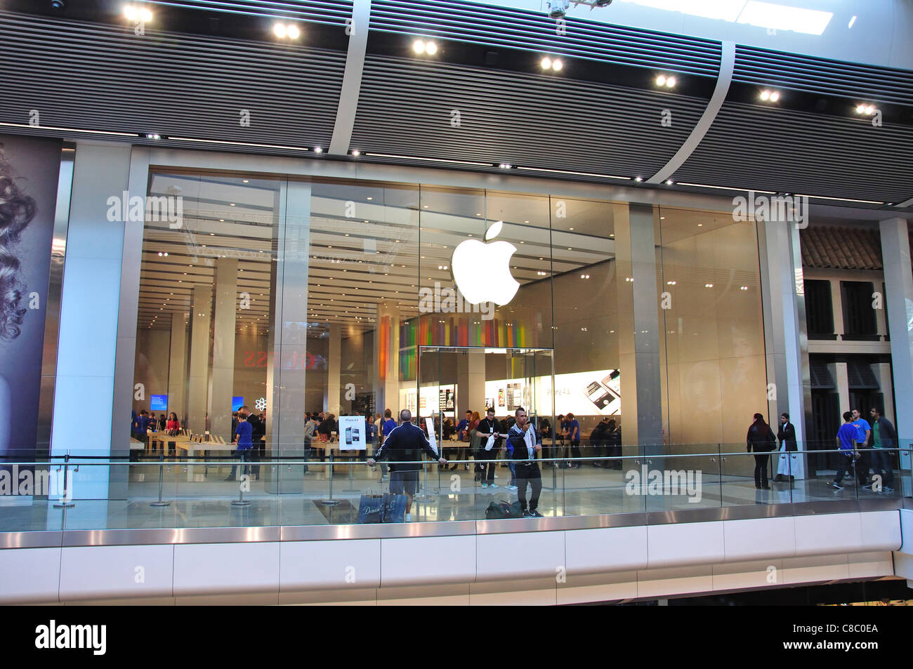 Apple store, Westfield Shopping Centre, Stratford City, Stratford, London Borough of Newham, Greater London, England, United Kingdom Stock Photo
