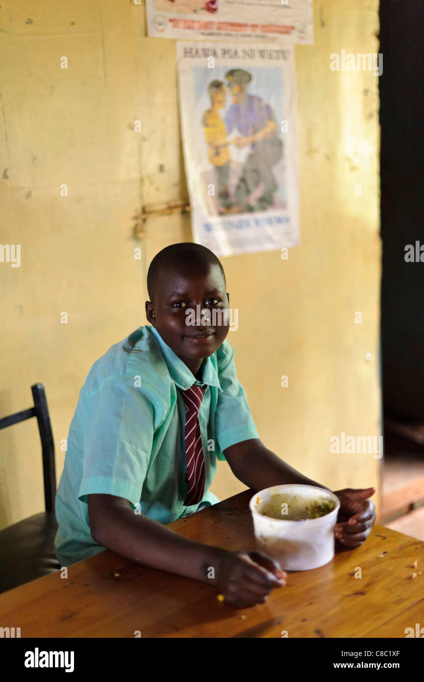 School kenya uniform hires stock photography and images Alamy