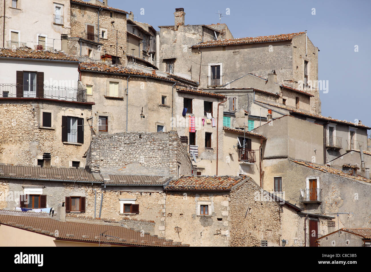 Castel del Monte in Abruzzo, Italy Stock Photo - Alamy