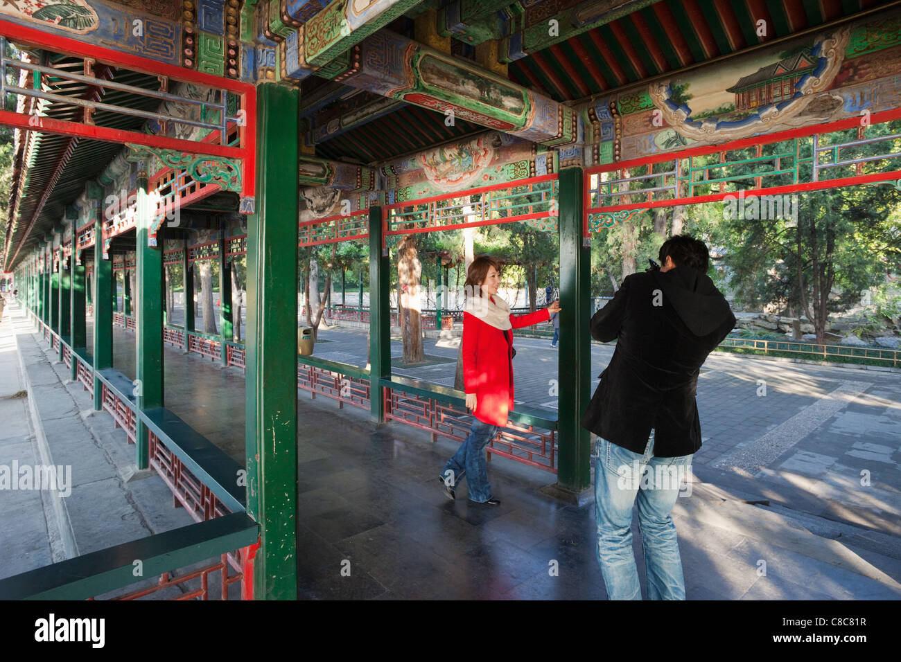 China, Beijing, Summer Palace, Couple in The Long Gallery Stock Photo