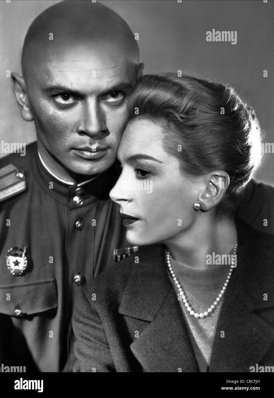 YUL BRYNNER, DEBORAH KERR, THE JOURNEY, 1959 Stock Photo